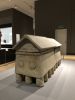 陶棺（東京国立博物館平成館考古展示室）