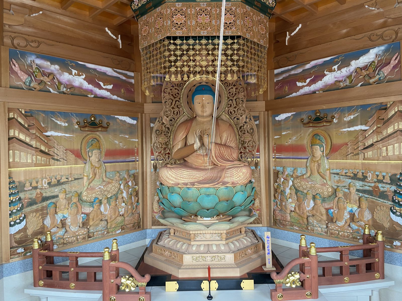 光明寺にある仏像
