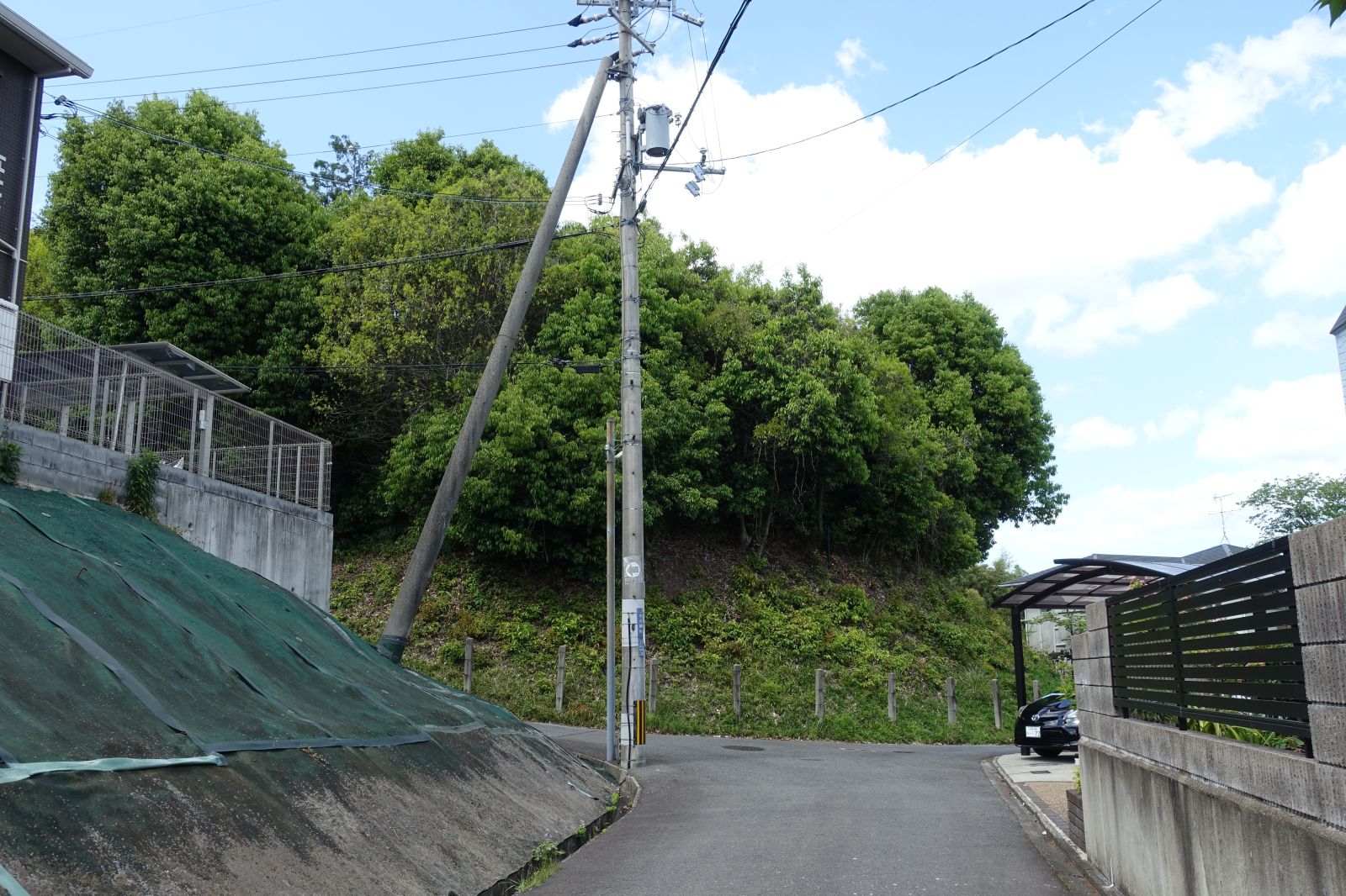 新塚古墳（下坂本陵墓参考地飛地ほ号）