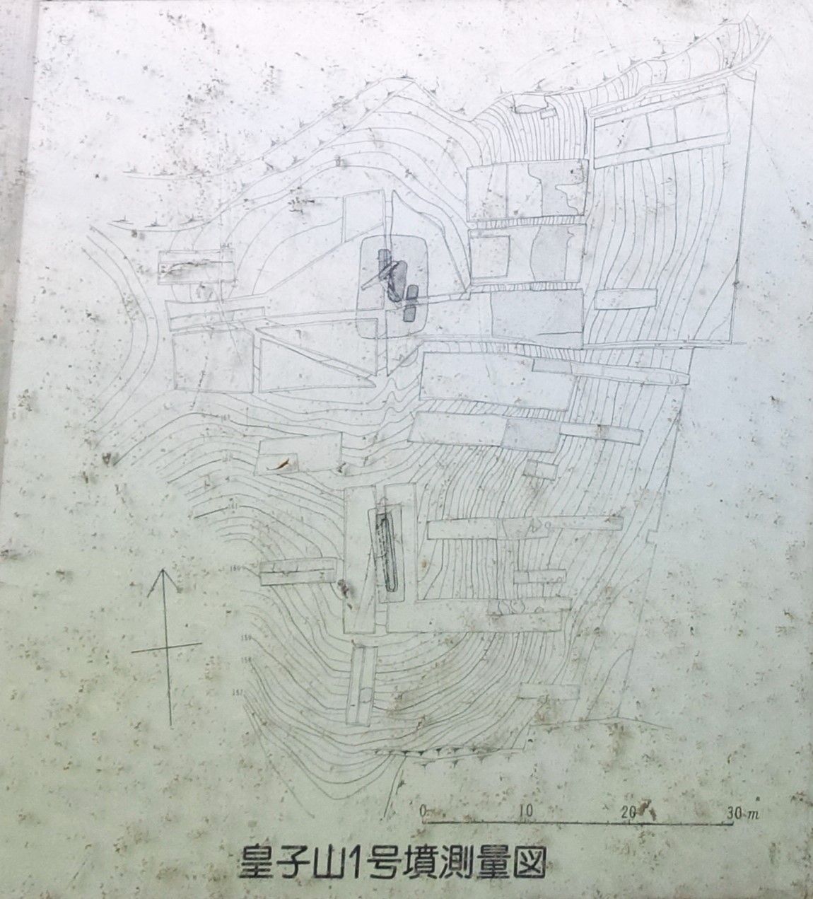 後方部裾の説明パネルから抜粋
