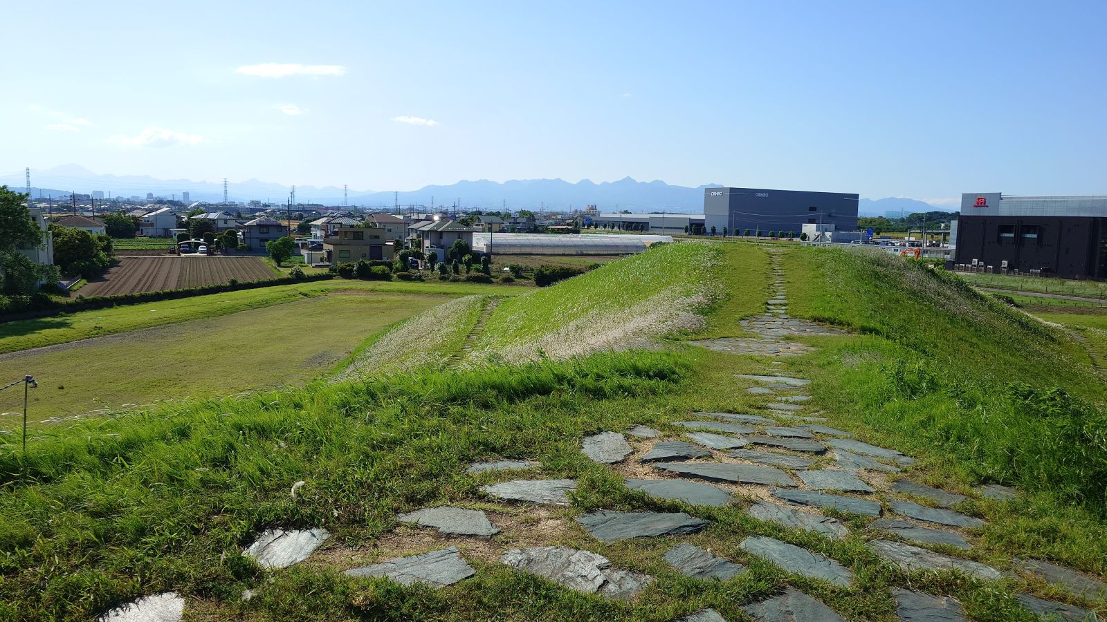 古墳頂上から